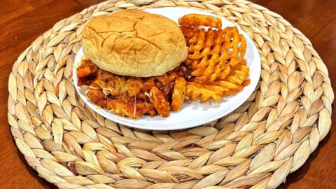 Watch the cheesy BBQ chicken sandwich recipe video
